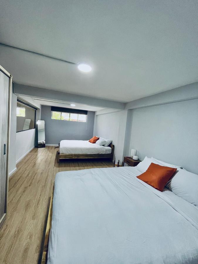 Green Box Rooms Хошимин Экстерьер фото
